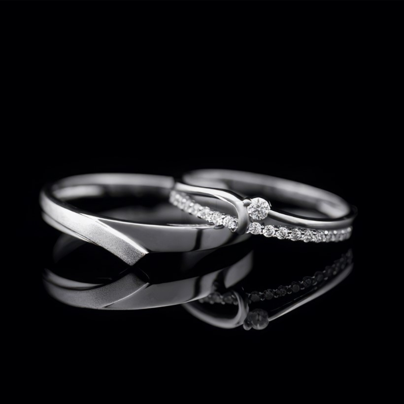 Nhẫn vàng vàng CV20 Kim Ngọc Thủy - Sự kết hợp hoàn hảo giữa nét hiện đại và sự lấp lánh, thể hiện tình yêu và phong cách