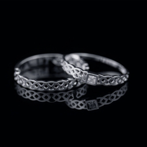 Nhẫn cặp vàng CV42, thiết kế cổ điển, không vướng víu, nhẫn nữ đá chủ