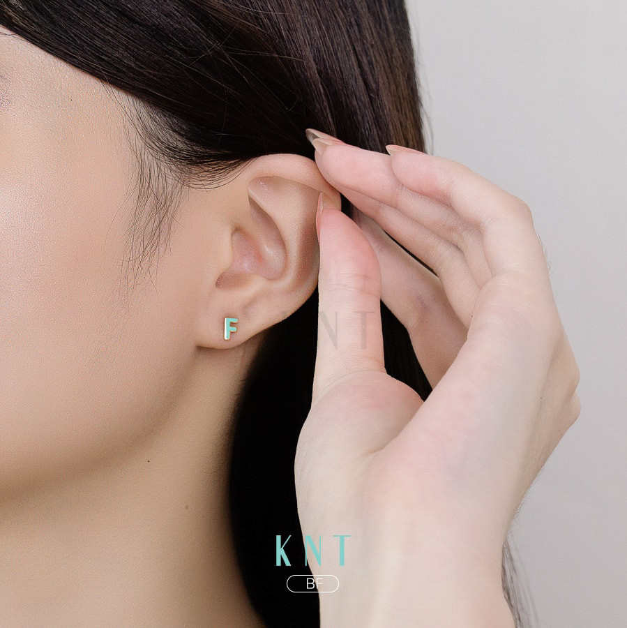 Bông tai Sea La Vie chữ F - Thiết kế độc đáo, chất lượng đảm bảo, giá cả hợp lý