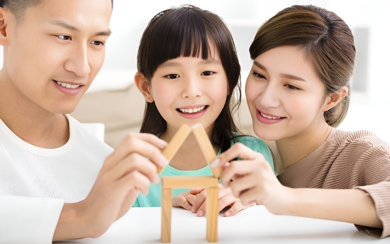 Việc sinh con hợp tuổi được tin là có thể hóa giải xung khắc giữa hai vợ chồng