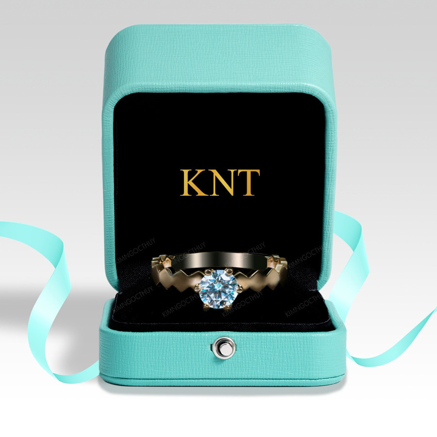 Nhẫn đính hôn đá US R423 thiết kế răng cưa chạy dọc viền