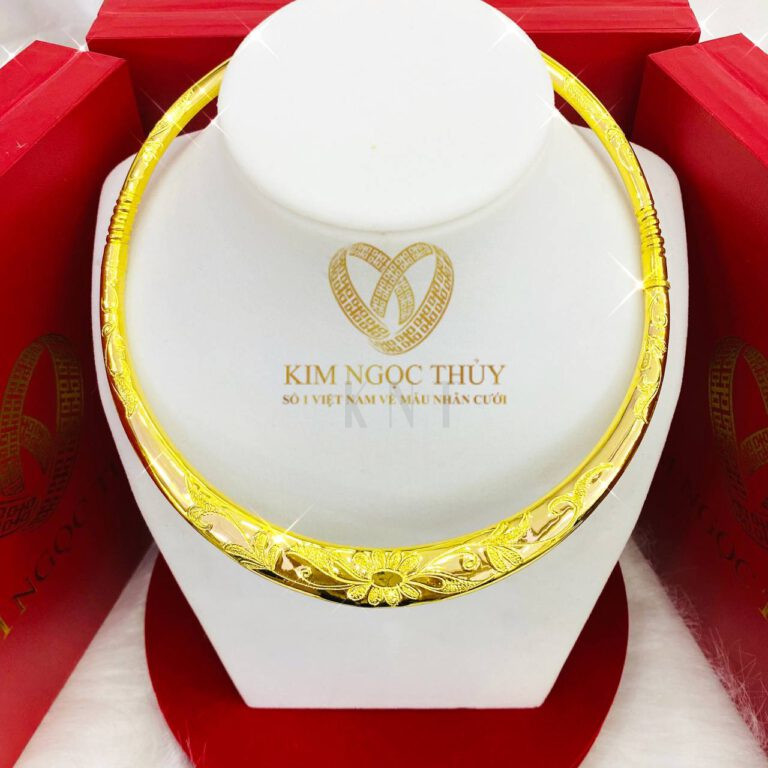 Kiềng 2 chỉ chạm rồng phụng hoa văn tinh xảo, rõ nét và đẳng cấp