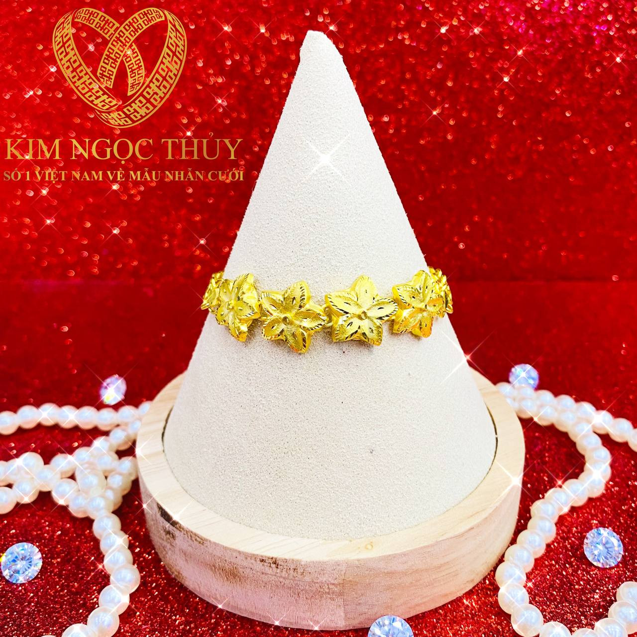 Lắc tay 2 chỉ thiết kế hoa đẹp tinh tế và ấn tượng