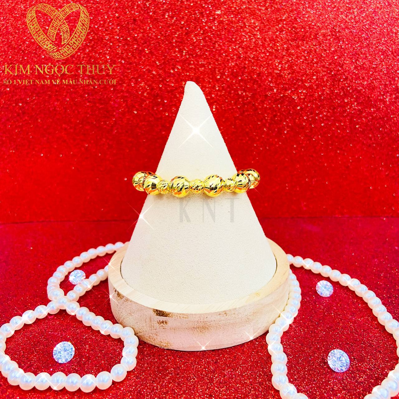 Lắc tay 3 chỉ vàng đẹp, mẫu mới nhất tại Kim Ngọc Thủy