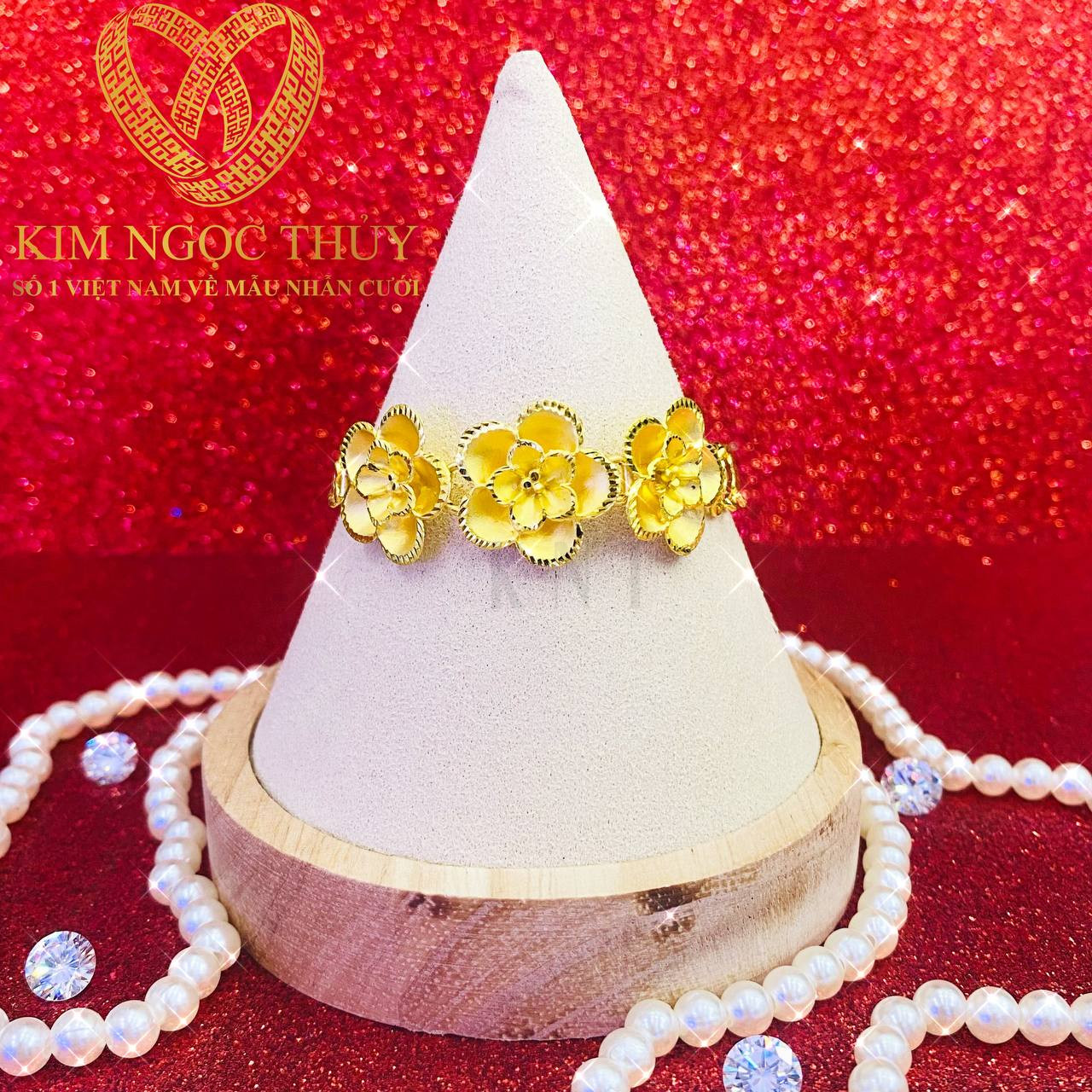 Thiết kế lắc tay 3 chỉ phù hợp với nhiều đối tượng khách hàng