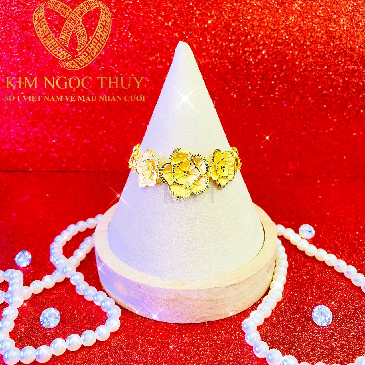 Lắc tay vàng 3 chỉ độc đáo, thời thượng