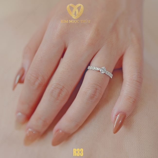 NHẪN ĐÍNH HÔN GIÁ BAO NHIÊU TIỀN?