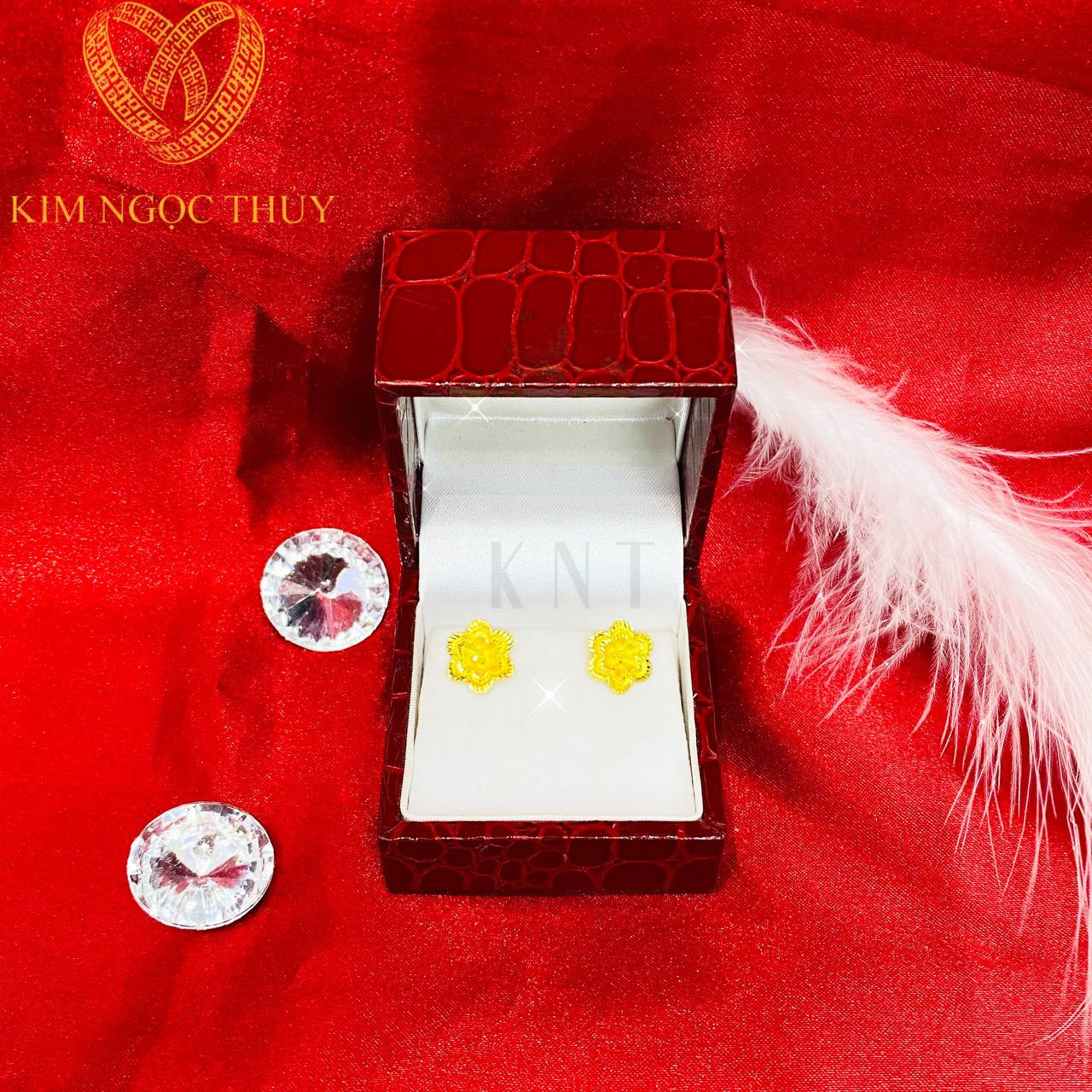 Bông tai hoa mai 5P: Vàng 24K sang trọng, thiết kế hoa mai tinh tế