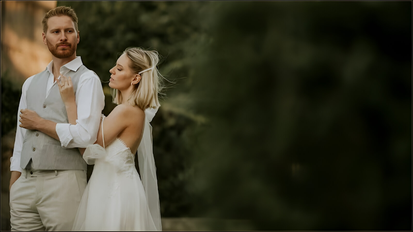 Để bắt đầu phân tích, chúng ta cần nắm thông tin cơ bản về hai tuổi này theo Âm lịch