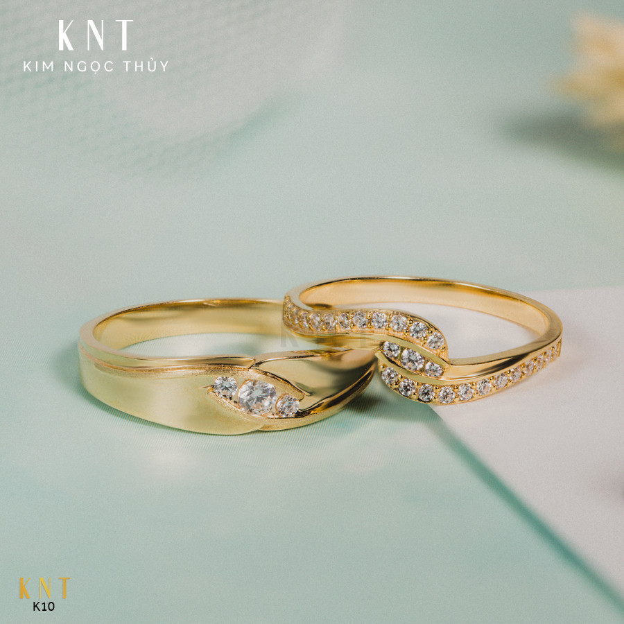 Nhẫn cưới K10 đường nét uốn lượn tinh tế