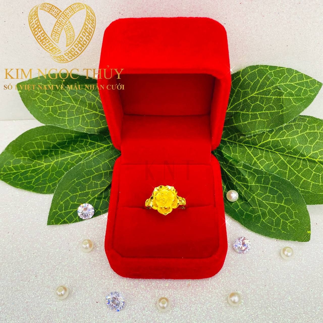 Nhẫn hoa mai 1 chỉ và 2 chỉ đem đến vẻ đẹp tinh tế, nhẹ nhàng