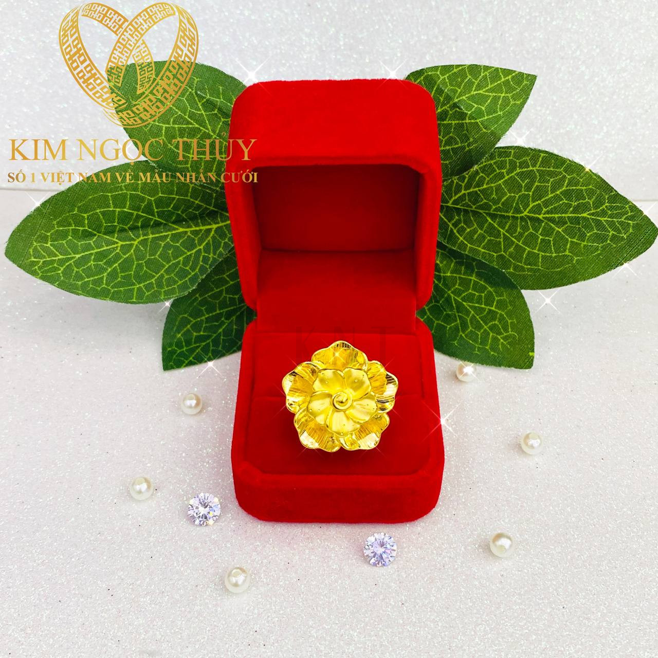 Nhẫn hoa mai 1 chỉ vàng 9999 cao cấp, thiết kế mới 2025 thiết kế tinh xảo, mang lại vẻ đẹp rạng rỡ