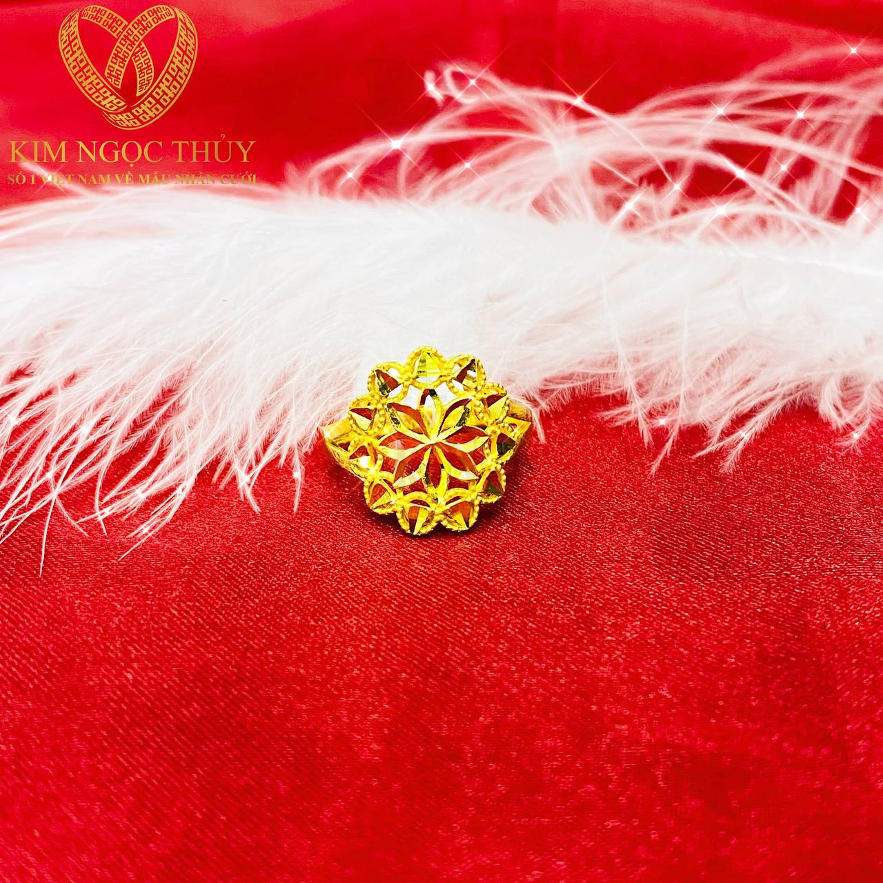 Nhẫn vàng cưới kiểu có thiết kế tinh xảo, ấn tượng