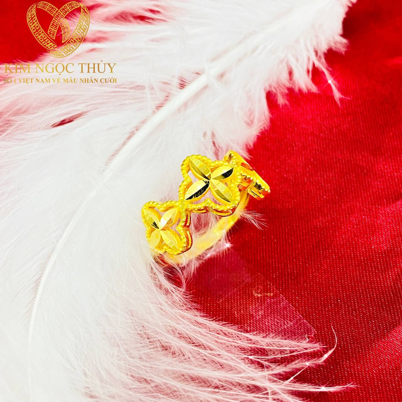 Nhẫn vàng cưới kiểu thiết kế độc đáo tại Kim Ngọc Thủy