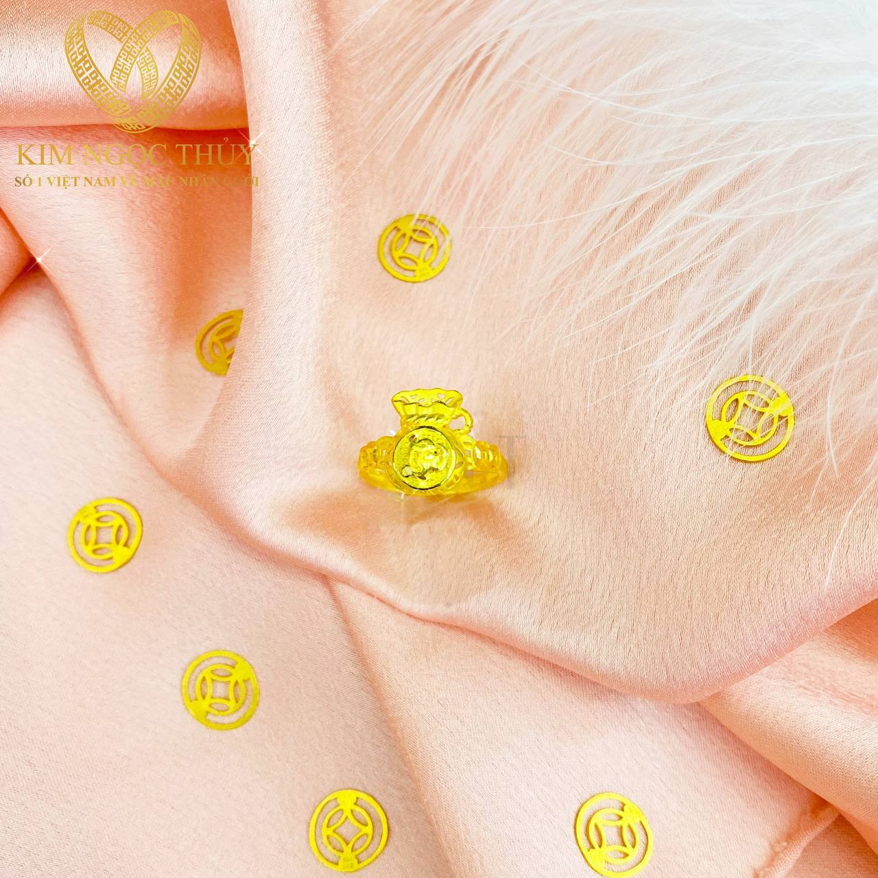 Nhẫn vàng cưới kiểu chất lượng cao, giá cả hợp lý