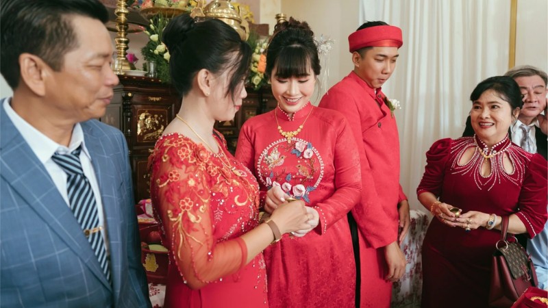 Của hồi môn sẽ giúp cô dâu có sự tự tin hơn khi bước vào một gia đình mới