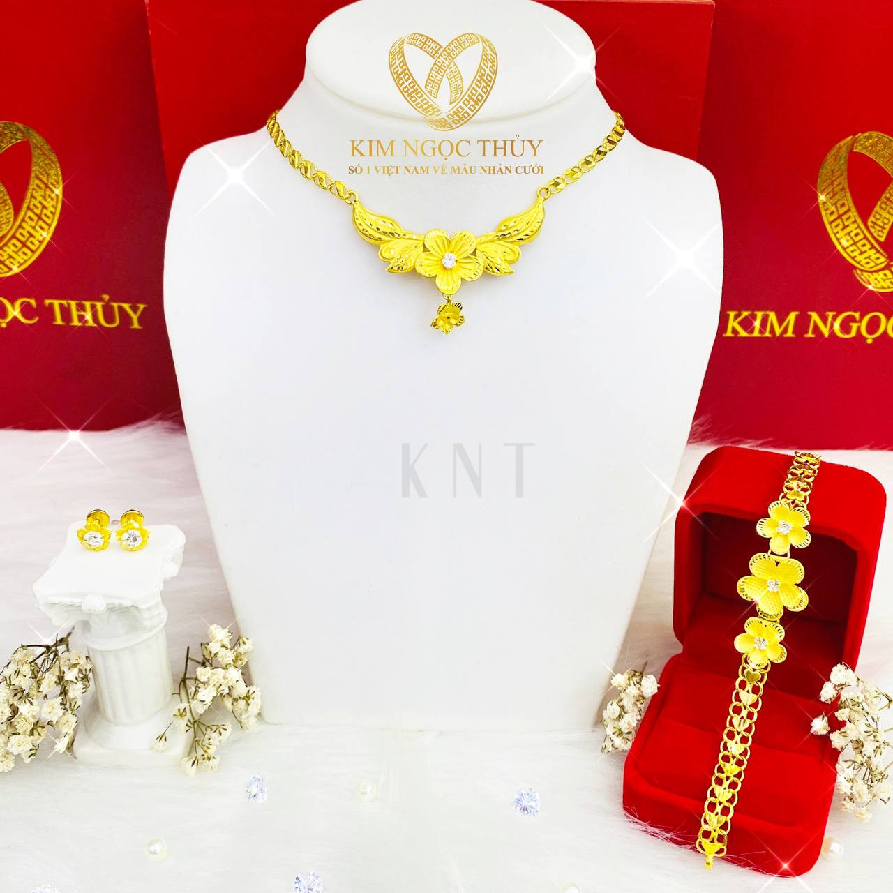 Bộ trang sức cưới 5 chỉ, nữ trang cưới vàng 24K tinh xảo