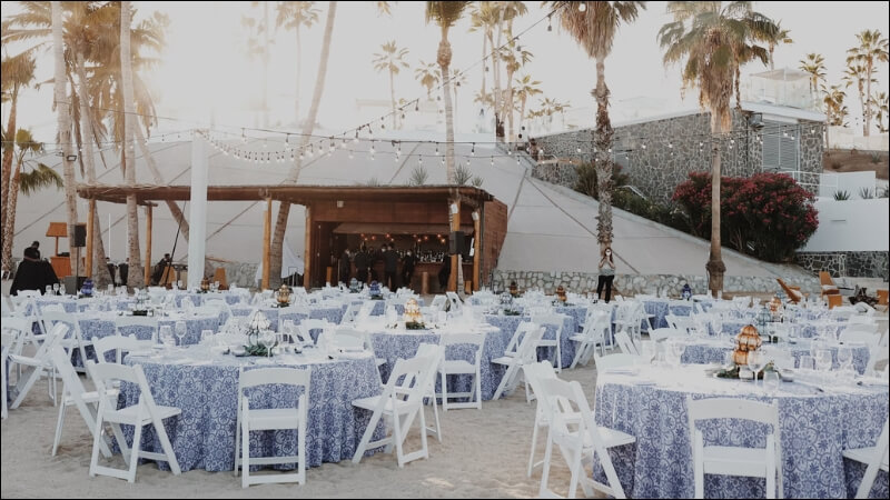 Một vị trí trung tâm, giao thông thuận lợi sẽ giúp khách mời dễ dàng di chuyển