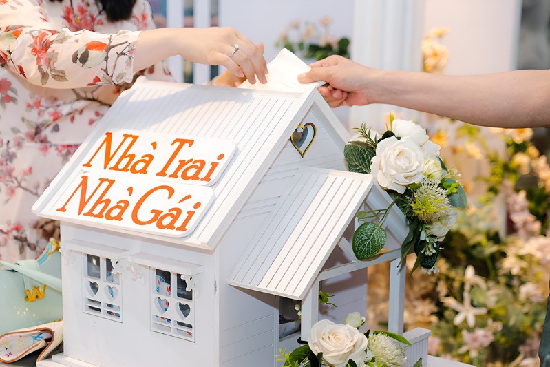 Chuẩn bị phong bì chỉn chu khi đi đám cưới