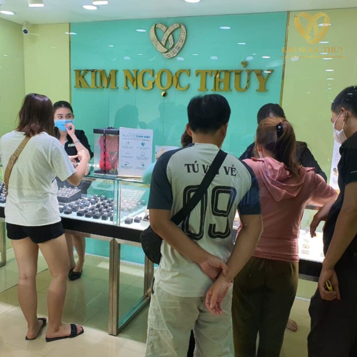 Showroom Kim Ngọc Thủy quận Bình Tân