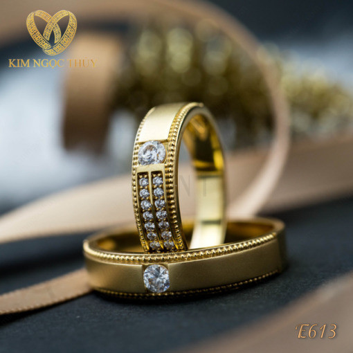 Nhẫn cưới E613 phù hợp với các cặp đôi yêu thích sự sang trọng