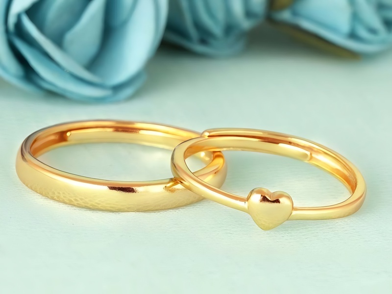 Vẻ đẹp vượt thời gian của nhẫn cưới trơn - Biểu tượng cho tình yêu thuần khiết và bền vững