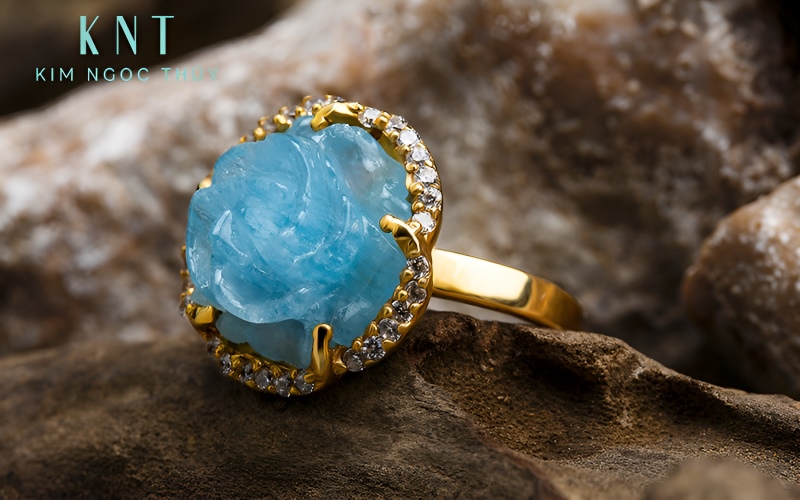 Đá Aquamarine - Viên đá của sự bình yên và giao tiếp thuận lợi.