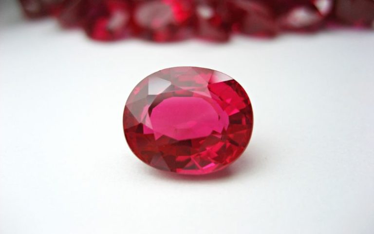 Ruby Gi Đá Ruby là gì? Nguồn gốc, phân loại và ý nghĩa phong thuỷ