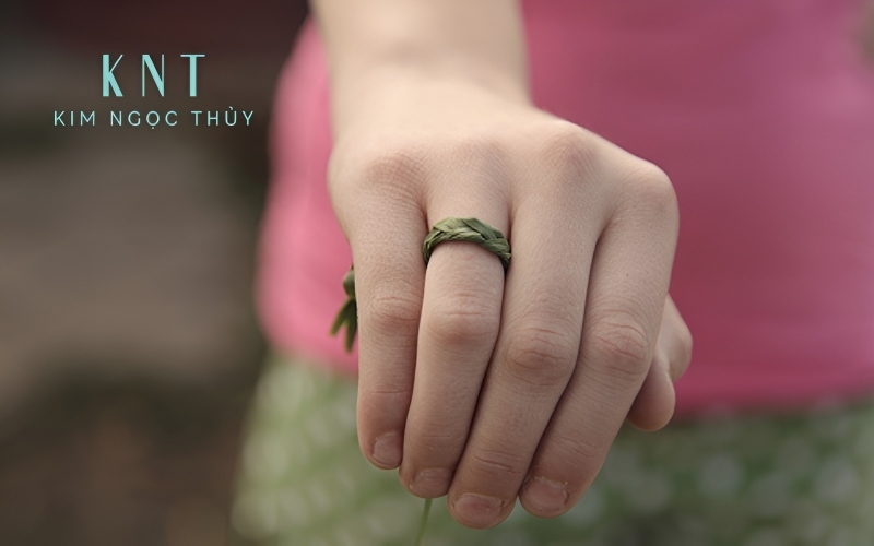 Nhẫn cưới từ cây cỏ - biểu tượng vĩnh hằng Ai Cập cổ đại