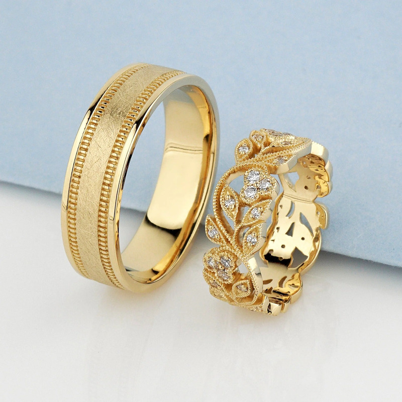 Vòng tròn của nhẫn tượng trưng cho tình yêu vô tận