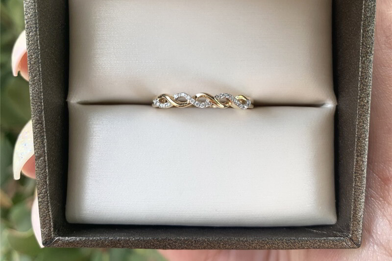 Chọn nhẫn xoắn vàng làm của hồi môn thay cho các món trang sức truyền thống