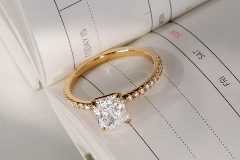 Nhẫn Princess biểu tượng cô dâu hiện đại cá tính.