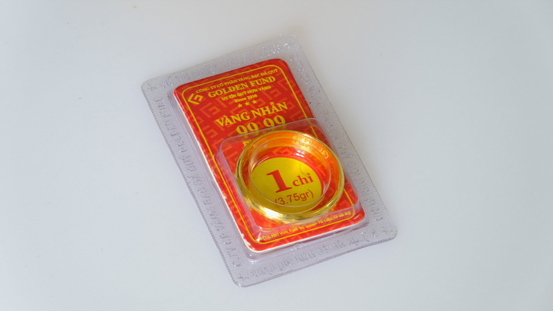 Kiểm tra kỹ các ký hiệu trên vàng