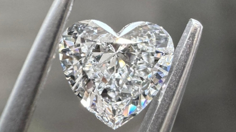 Heart là giác cắt hình trái tim mang vẻ đẹp sang trọng