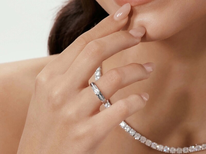 Trang sức xi mạ rhodium bền và sáng bóng hơn
