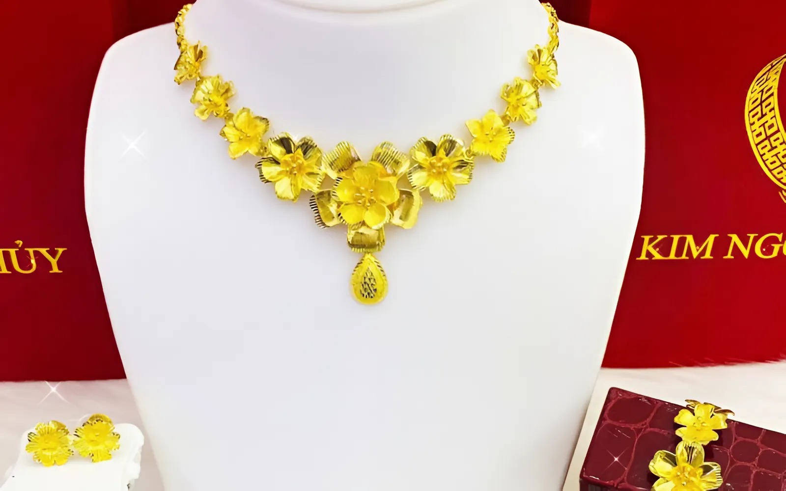 Vàng 24K, vàng 9999, vàng ta, và vàng ròng đều là những tên gọi khác nhau của cùng một loại vàng