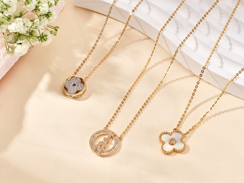 Vàng tây tức là vàng đã được pha trộn với các kim loại khác