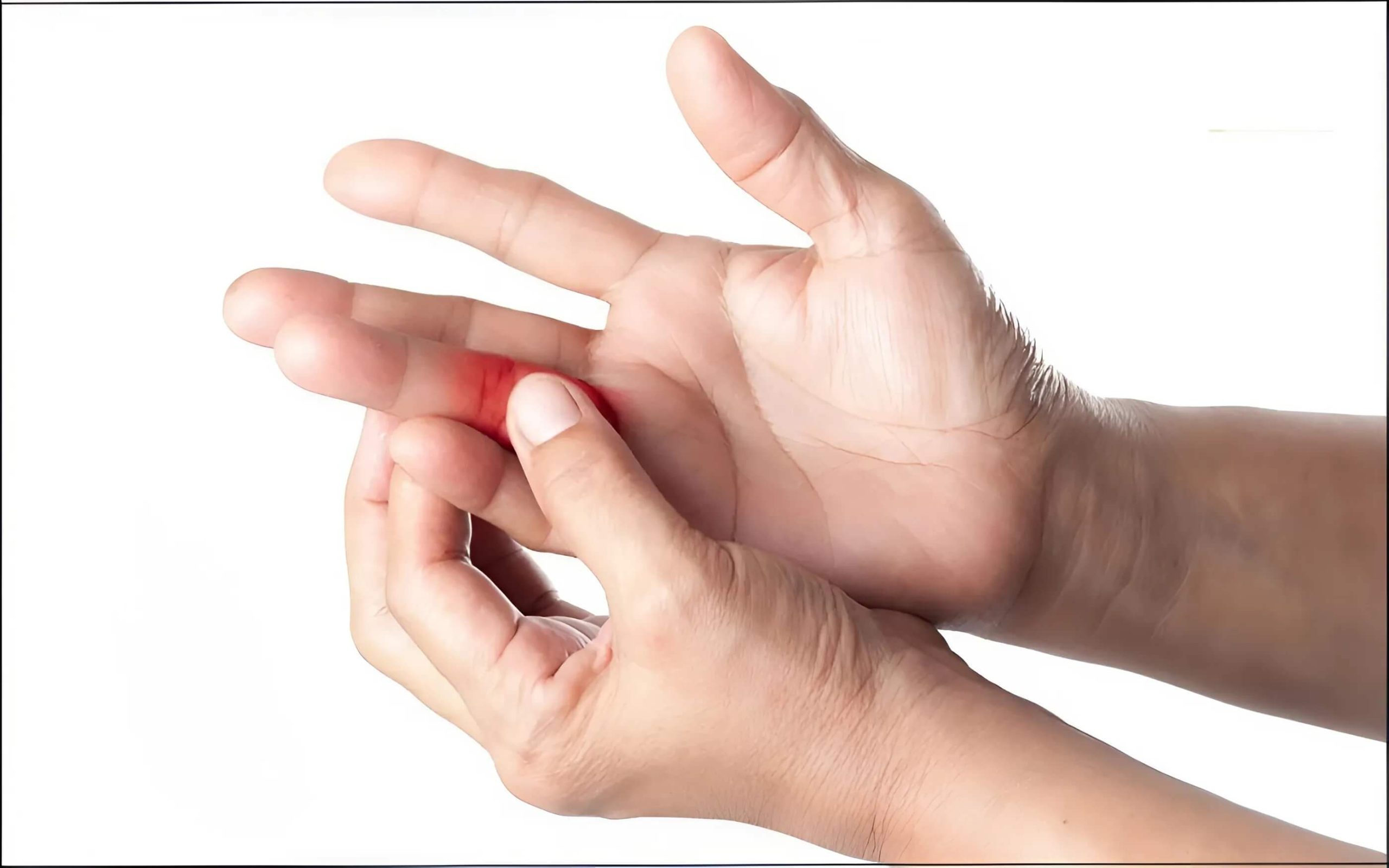 Khi bị đau, sưng, hoặc cứng khớp ngón tay, người bệnh có thể cảm thấy khả năng cầm nắm các đồ vật bị giảm