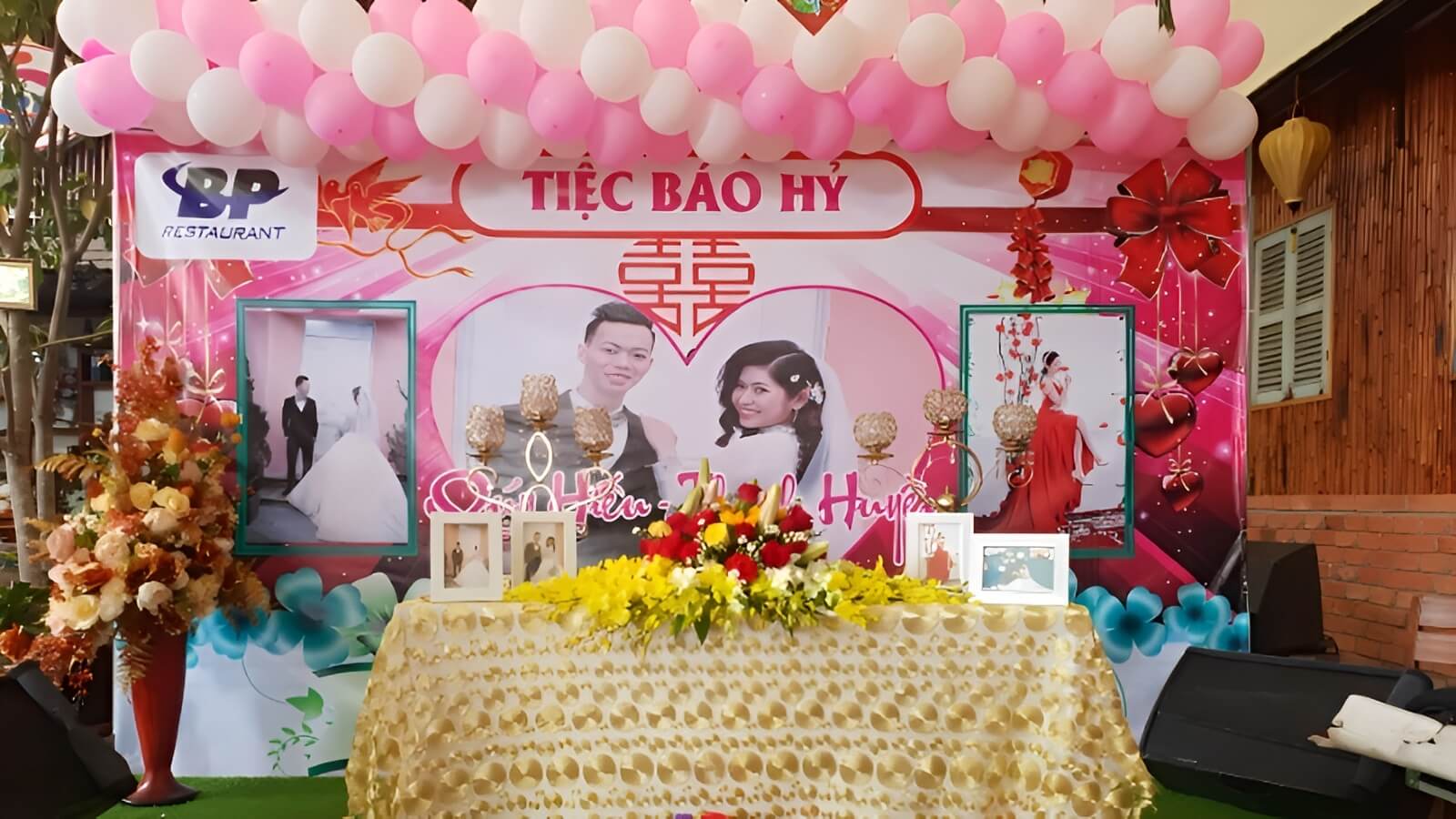 Nhà hàng cũng là nơi lý tưởng để tổ chức lễ báo hỷ