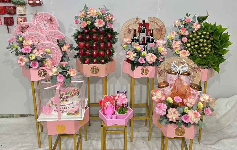 Sính lễ mang sang nhà gái trong lễ nạp tài