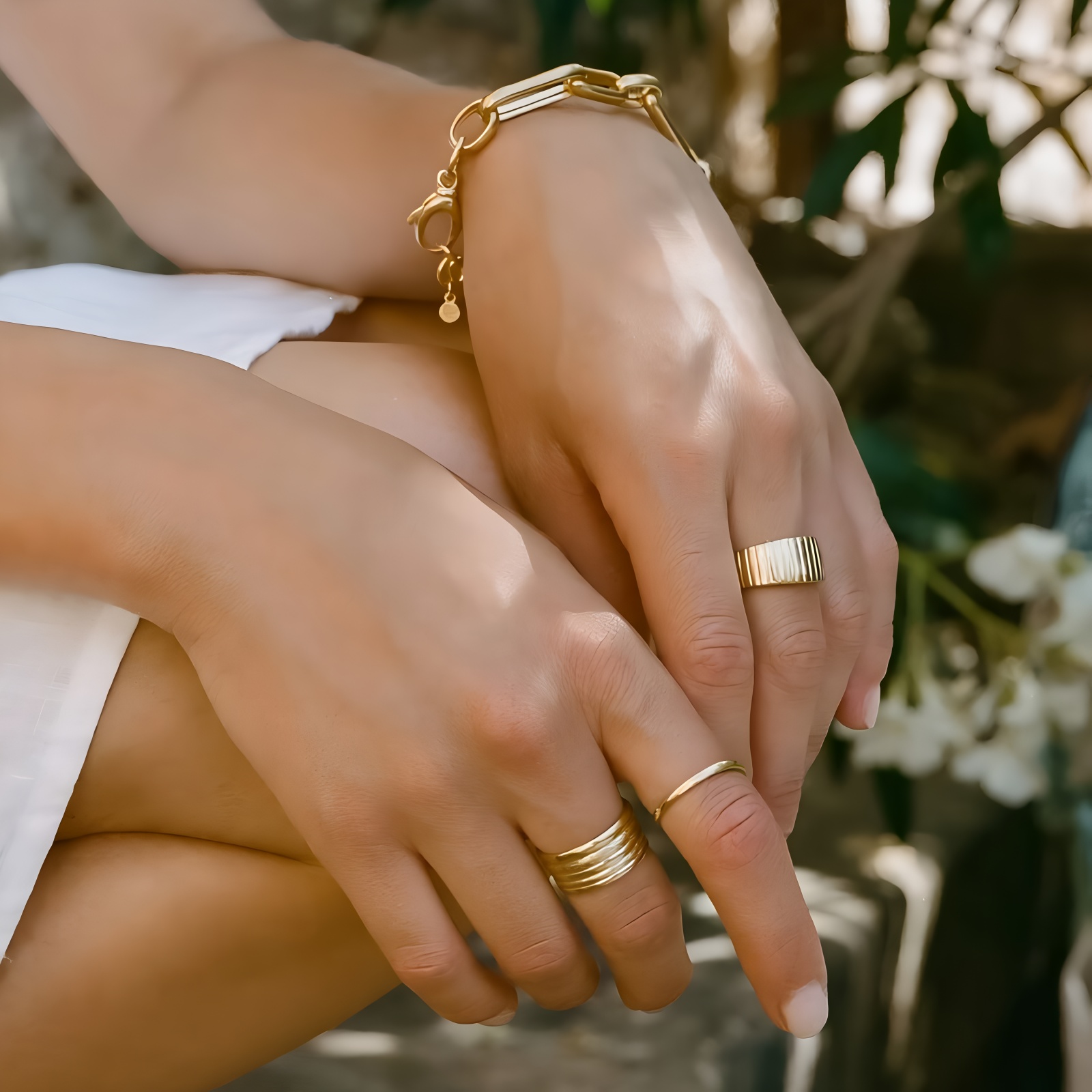 Phối nhẫn với các trang sức khác