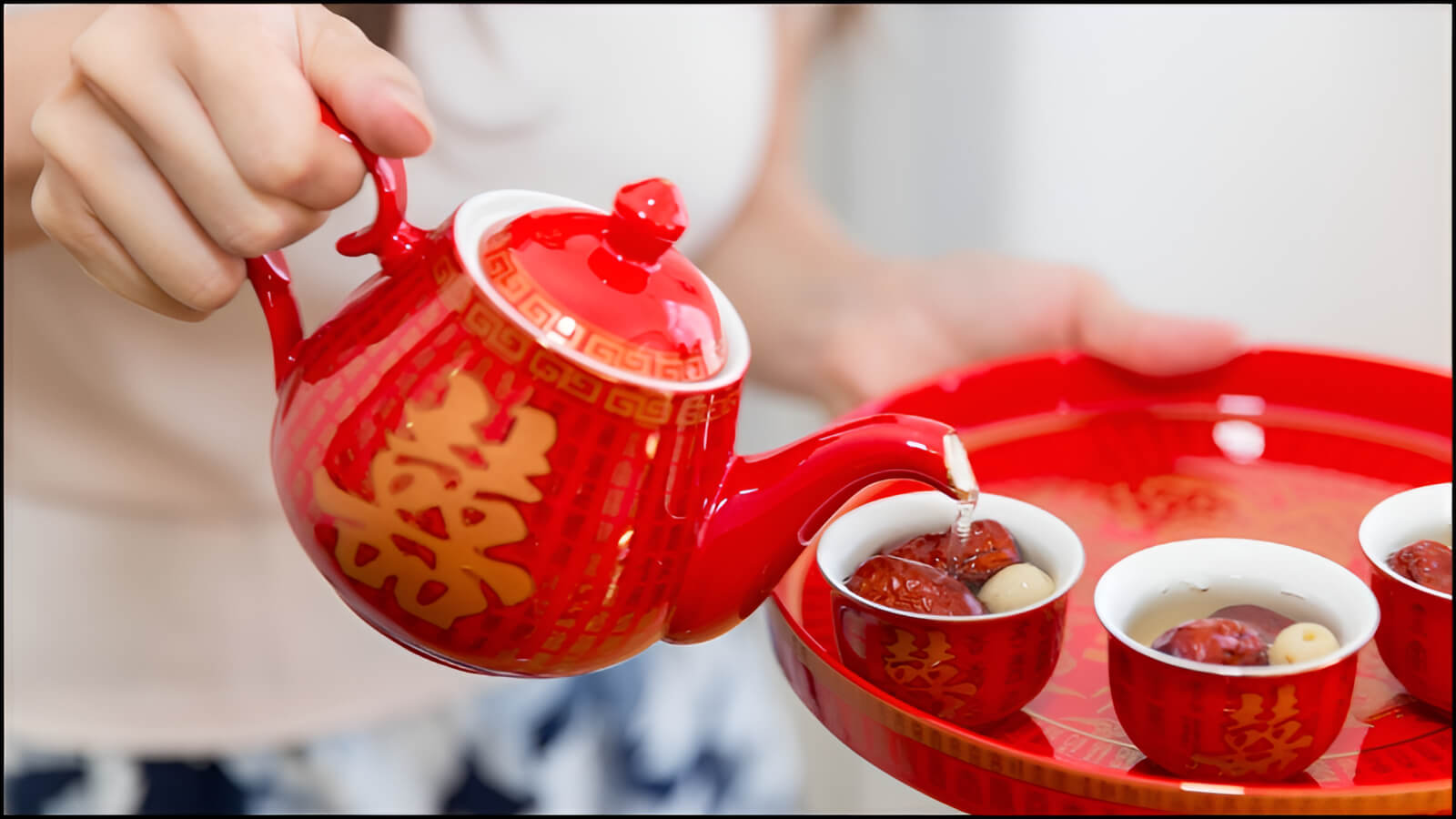 Hôn nhân là "thiên duyên tiền định", kết nối hai tâm hồn.