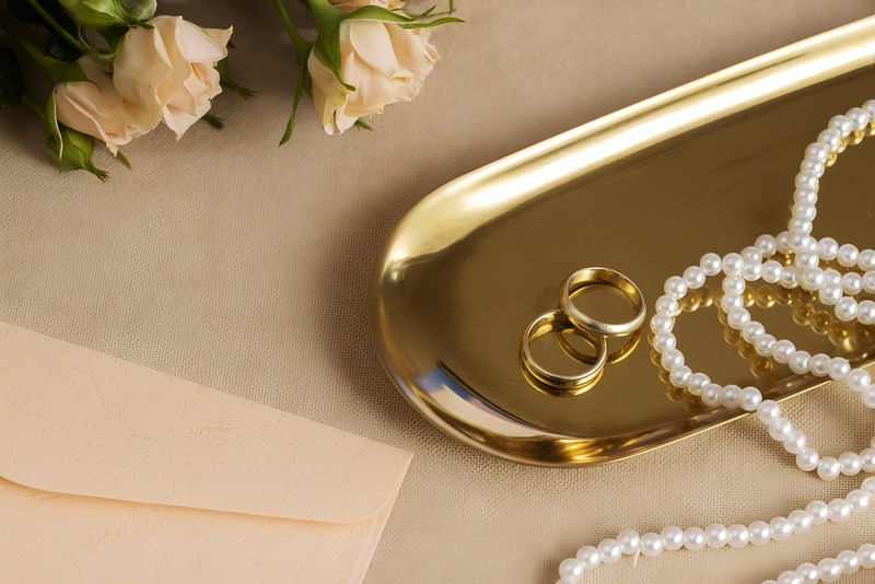 Nhẫn cưới vàng theo phong cách tối giản (minimalism)