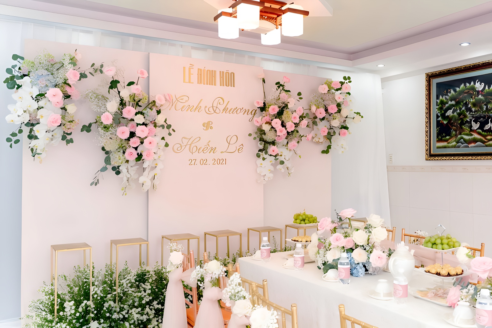 Tên gọi khác nhau phản ánh nét đẹp văn hóa vùng miền trong lễ cưới Việt.