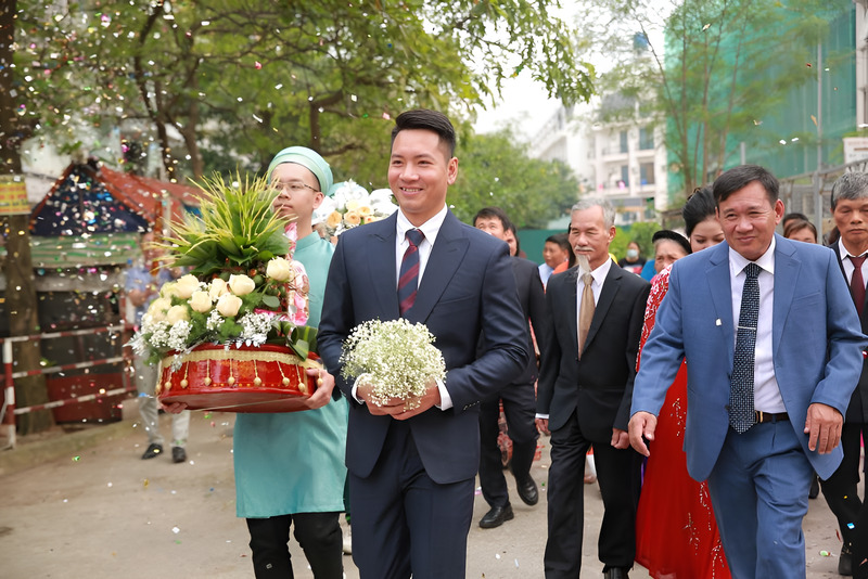 Không khí trang nghiêm và ấm cúng của một buổi lễ ăn hỏi truyền thống