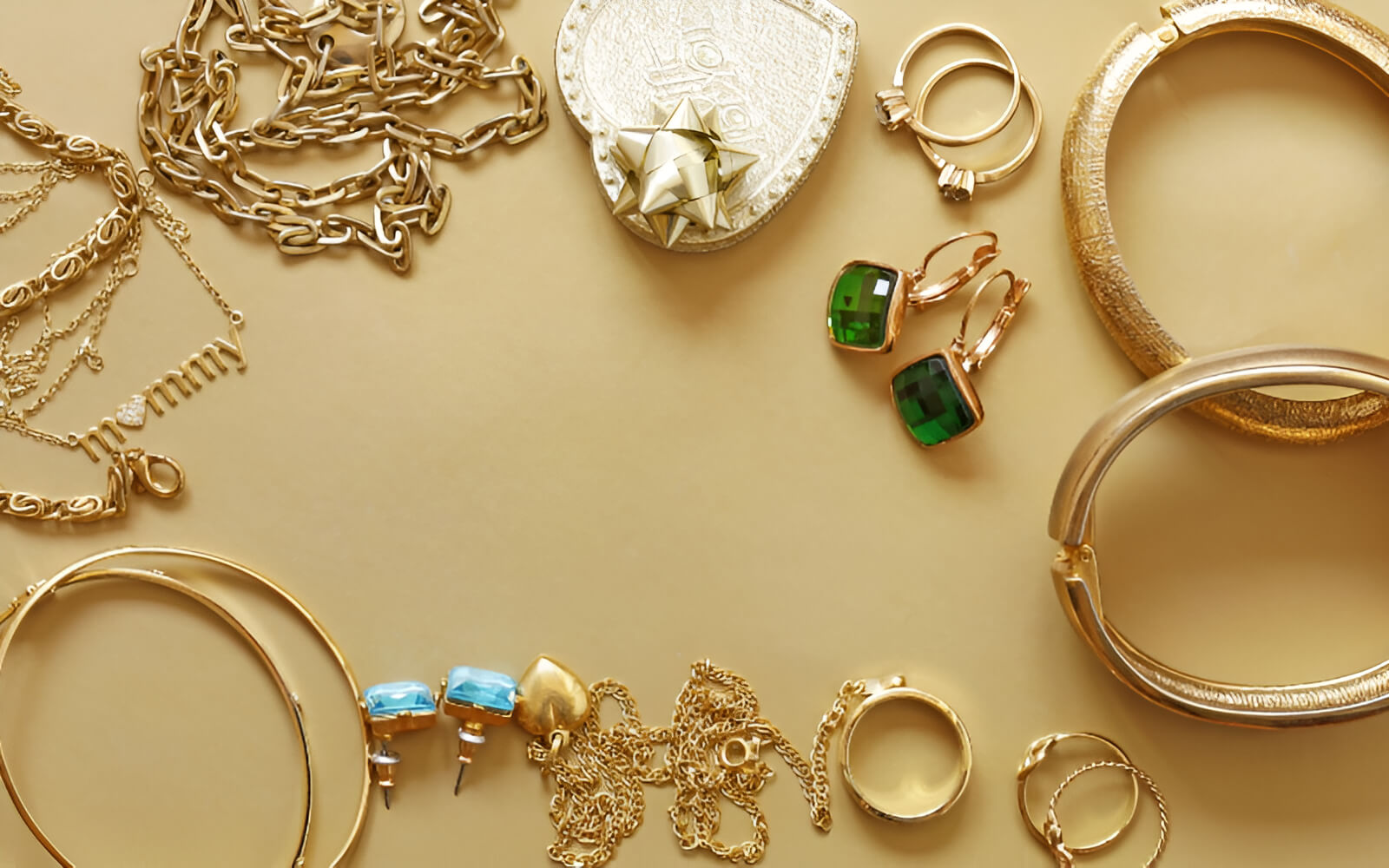 Vàng tây có độ cứng cao hơn so với vàng 24K