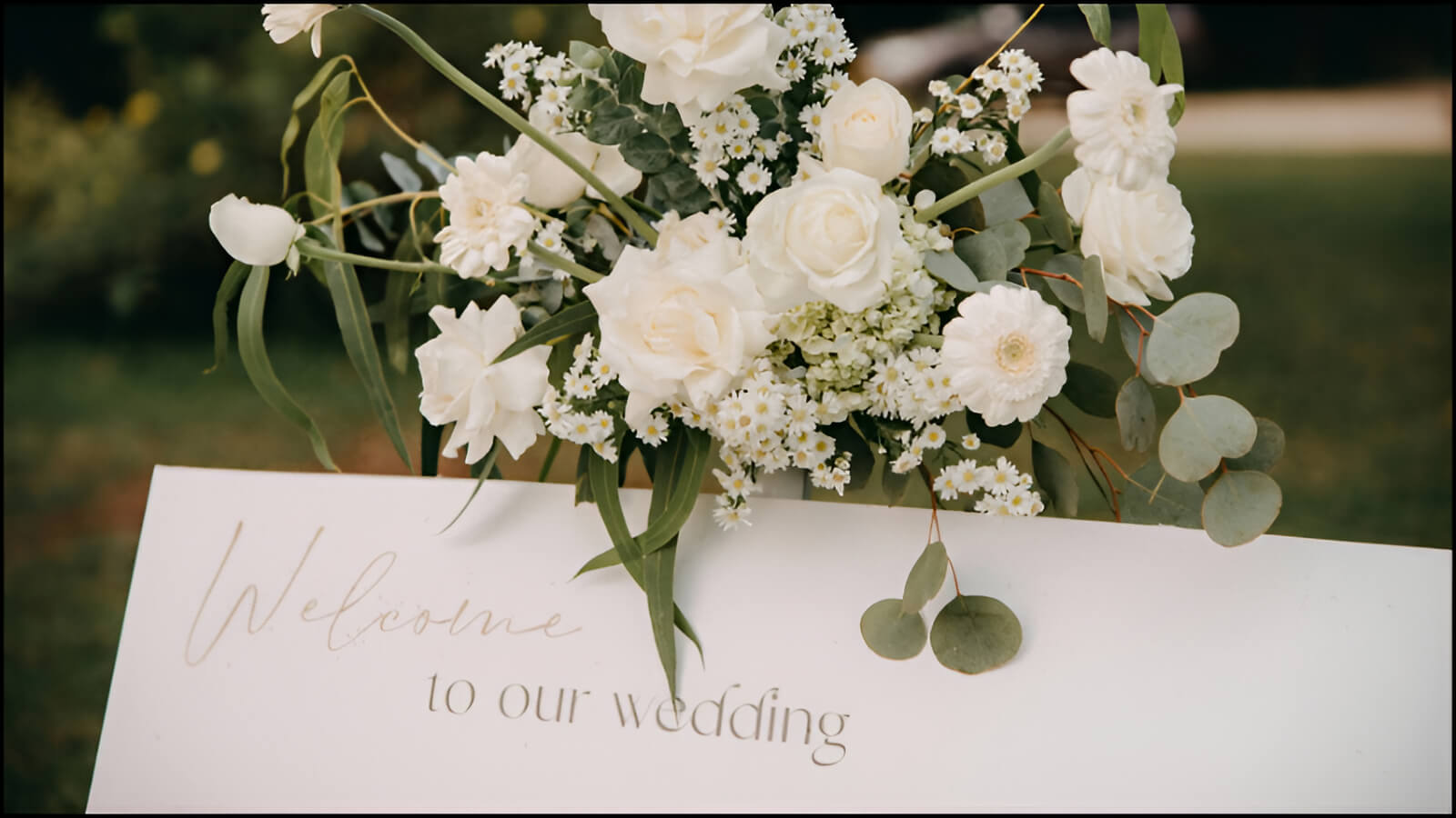 Quy mô và số lượng khách mời là yếu tố ảnh hưởng lớn đến lịch trình chuẩn bị đám cưới.