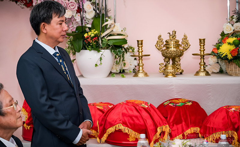 Chủ hôn - người dẫn dắt và giữ hồn cho các nghi lễ cưới hỏi truyền thống