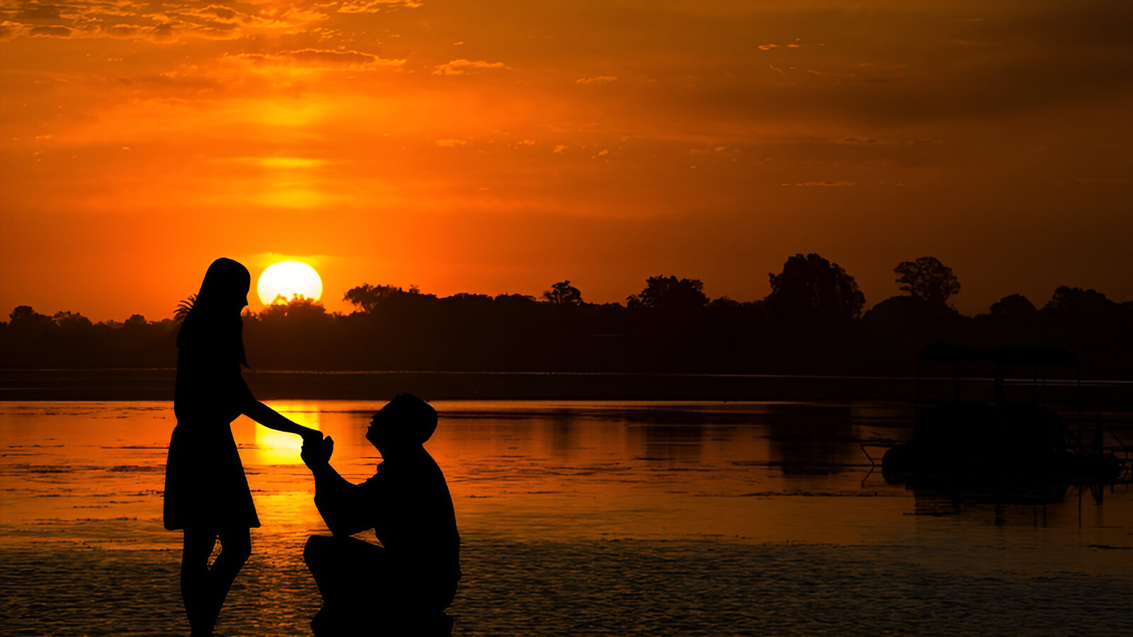 Cầu hôn trong một chuyến du lịch, kỷ niệm lãng mạn nhân đôi