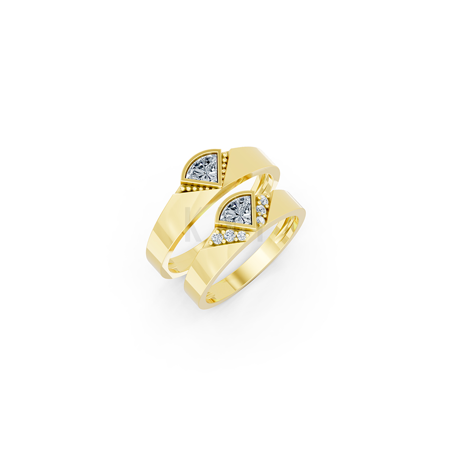 Nhẫn cưới E825 thiết kế hình kim cương dộc đáo, hiện đại màu Vàng Gold thiết kế tinh tế, sang trọng